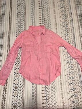 Lilly Pulitzer 100% linen Light Pink Button-Up Women's Shirt size XS